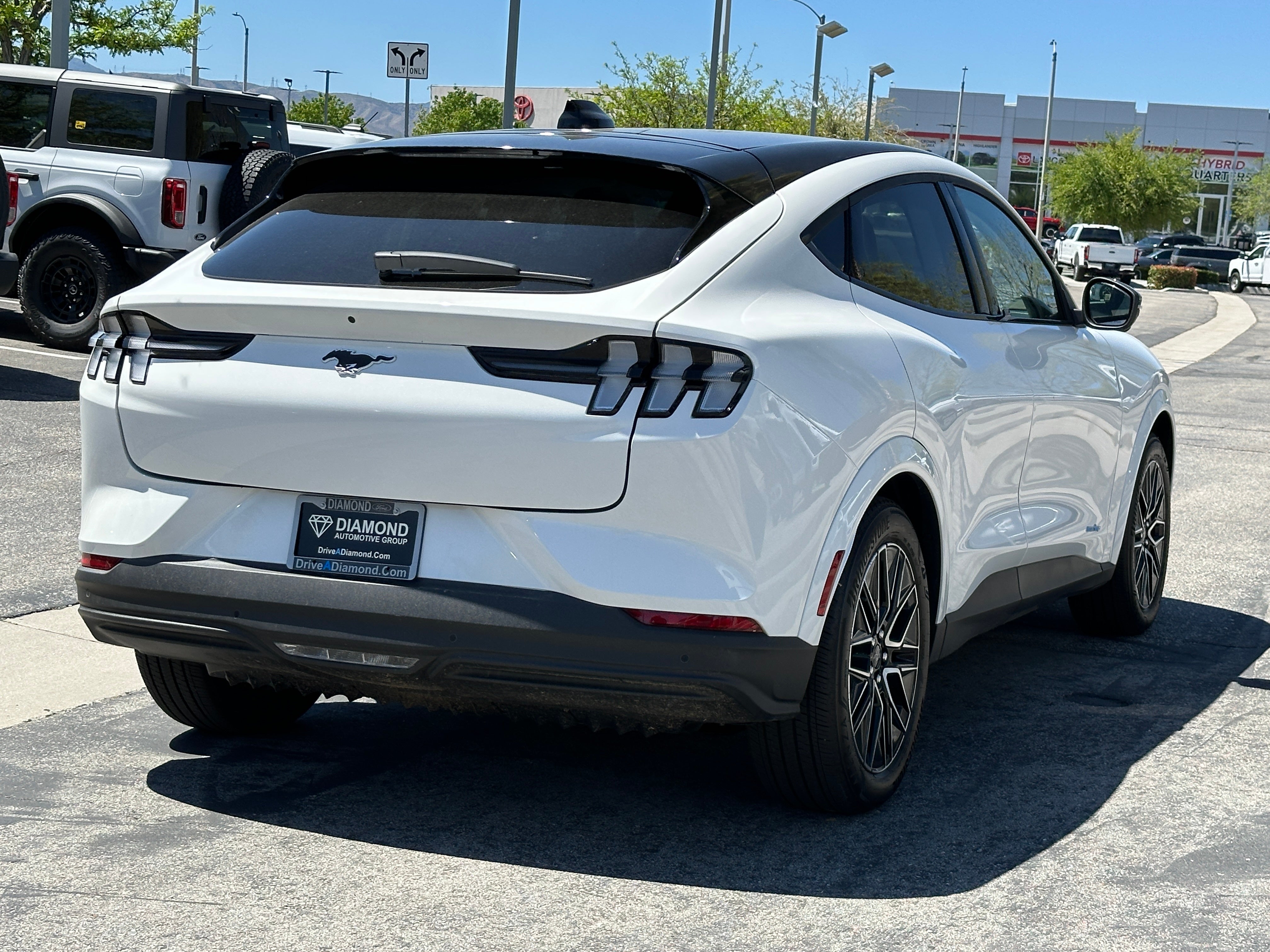 2025 Ford Mustang Mach-E Premium RWD