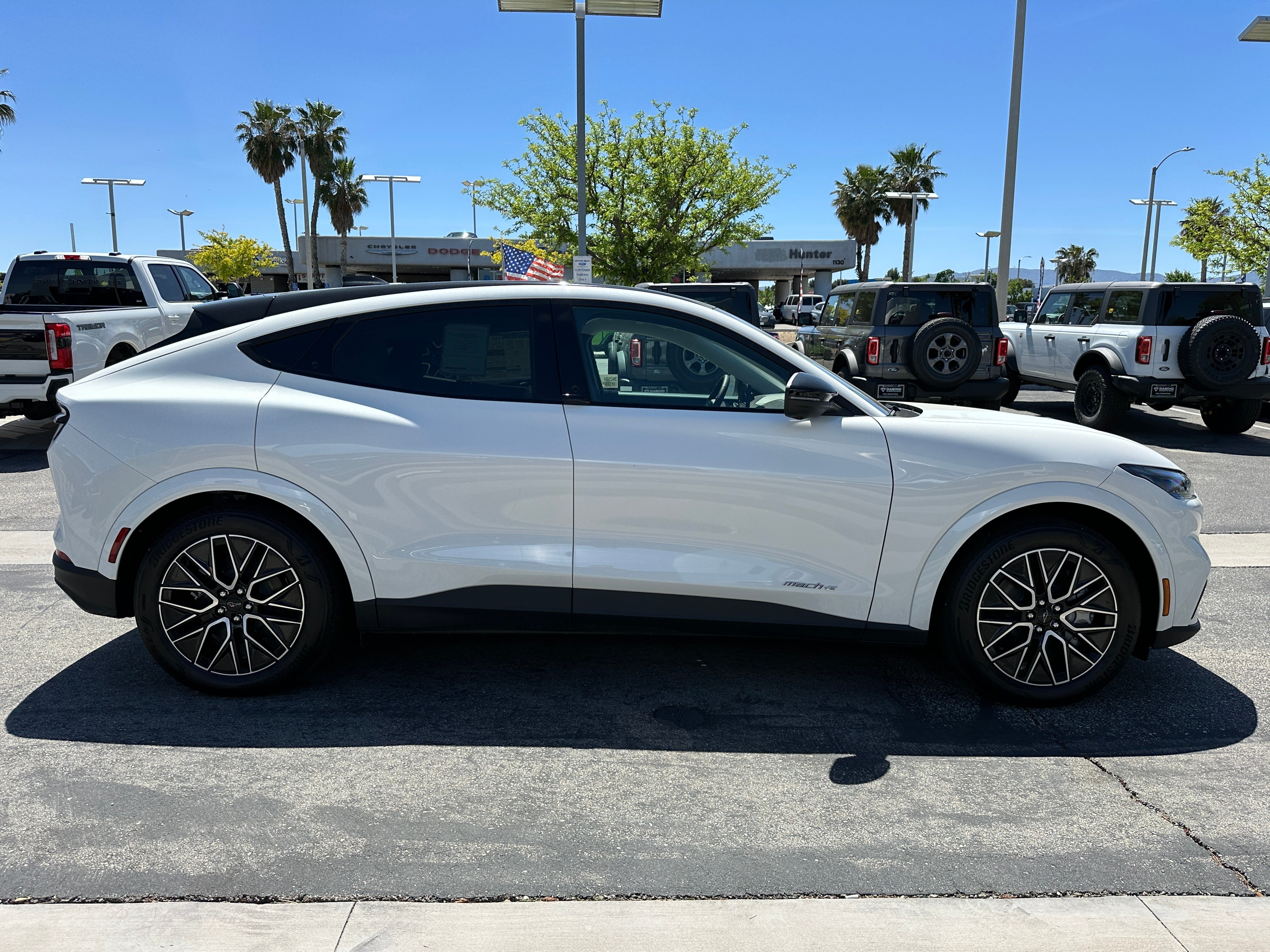 2025 Ford Mustang Mach-E Premium RWD