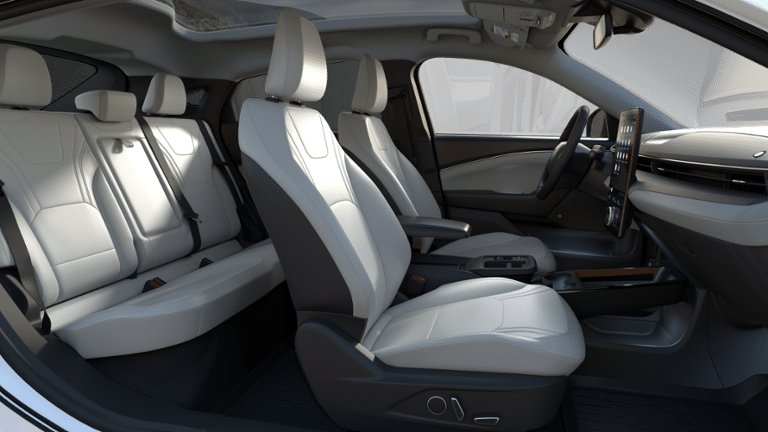 2025 Ford Mustang Mach-E Premium RWD