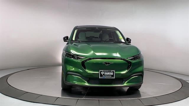 2025 Ford Mustang Mach-E Premium RWD