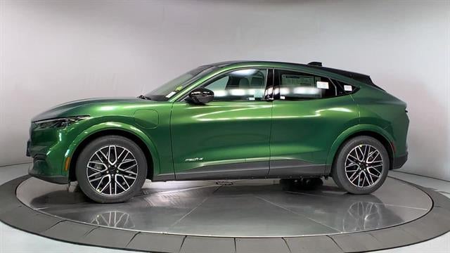 2025 Ford Mustang Mach-E Premium RWD