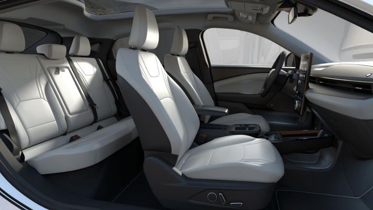 2025 Ford Mustang Mach-E Premium RWD