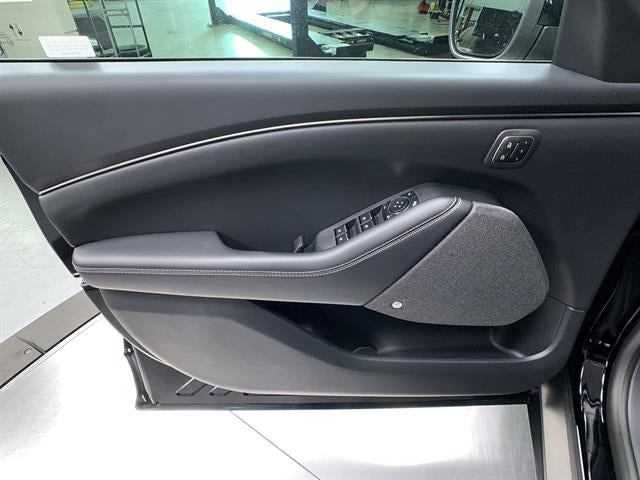 2025 Ford Mustang Mach-E Premium RWD