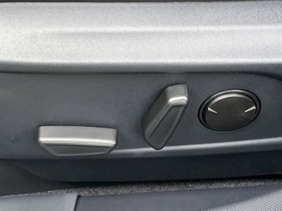 2025 Ford Mustang Mach-E Premium RWD