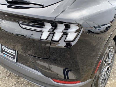 2025 Ford Mustang Mach-E Premium RWD