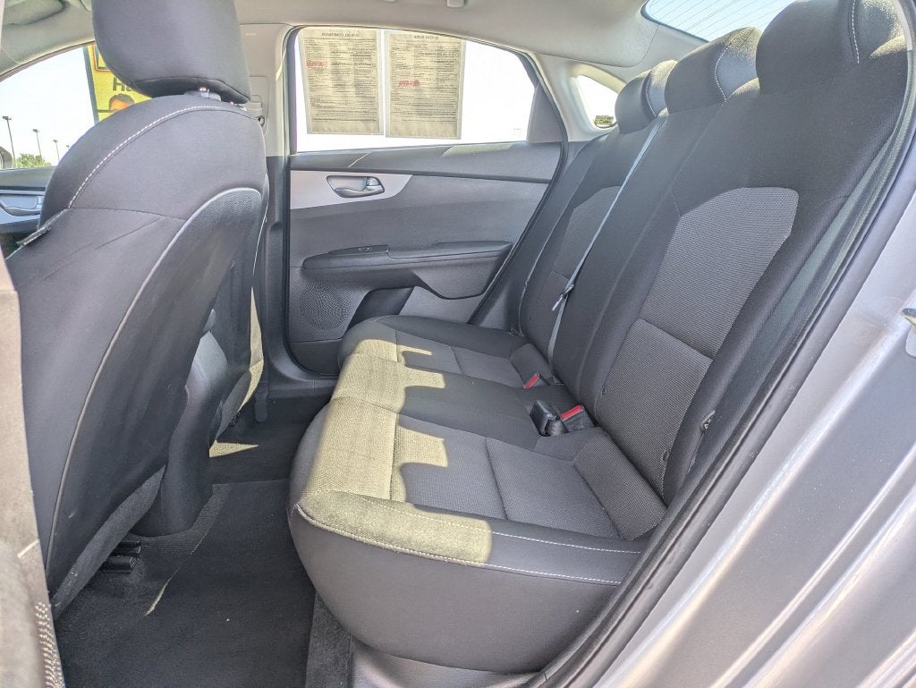 2023 Kia Forte LXS