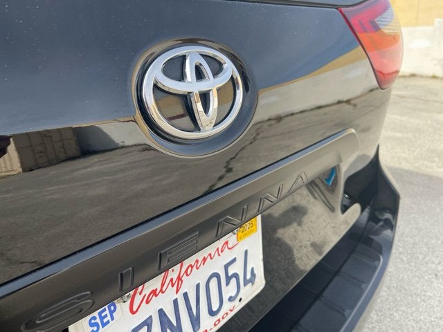 2017 Toyota Sienna L