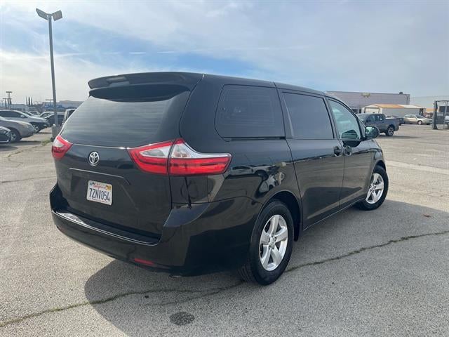 2017 Toyota Sienna L