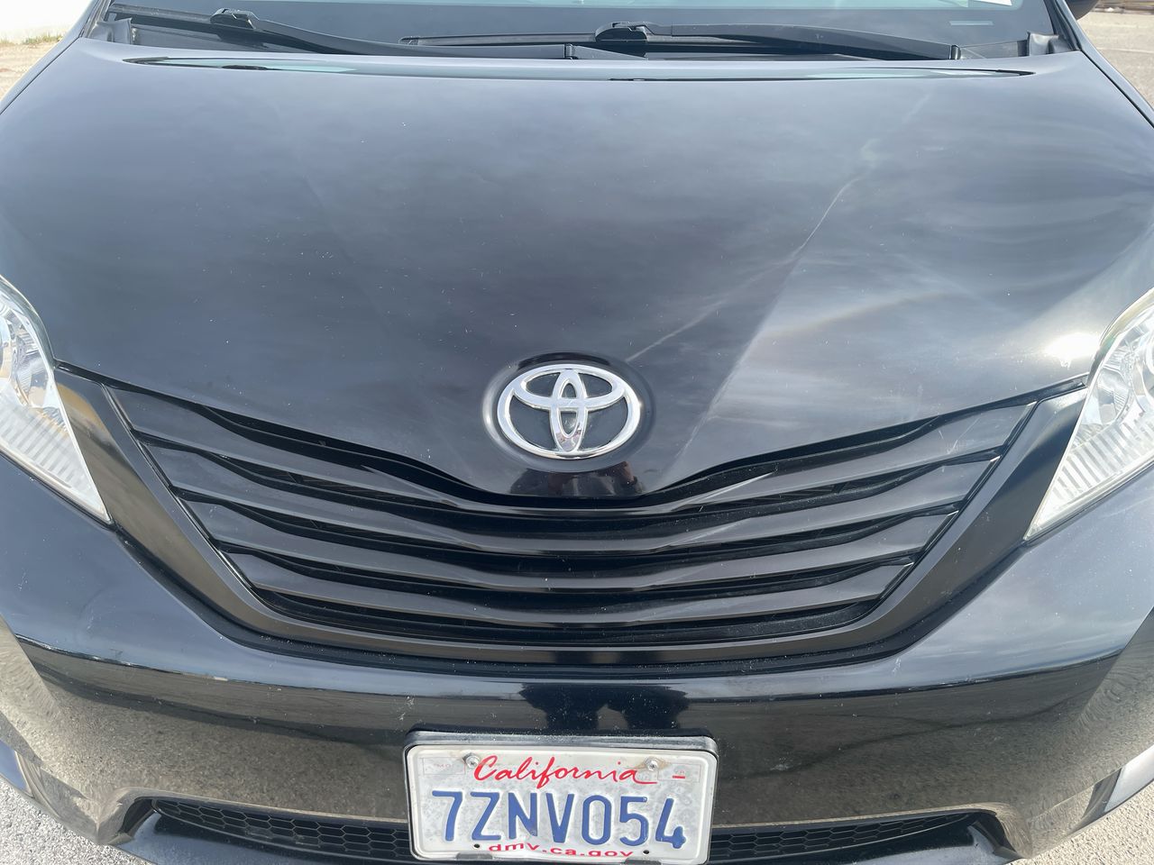 2017 Toyota Sienna L