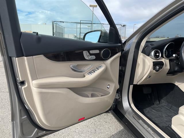 2022 Mercedes-Benz GLC 300 GLC 300