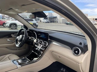 2022 Mercedes-Benz GLC 300 GLC 300