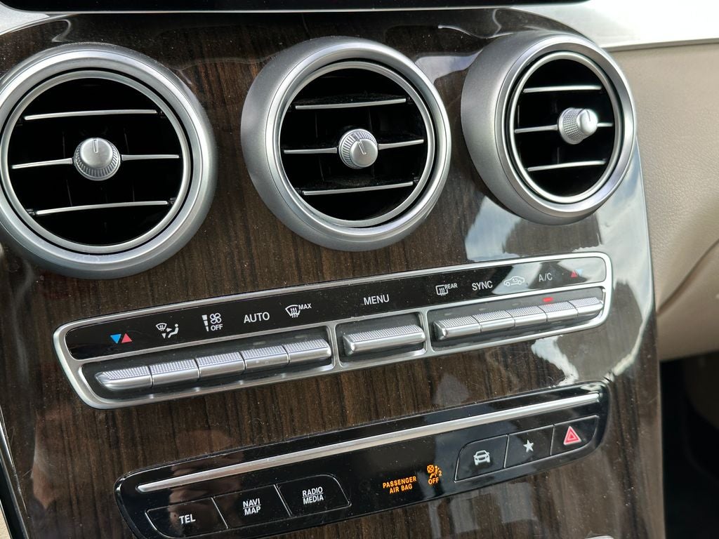 2022 Mercedes-Benz GLC GLC 300