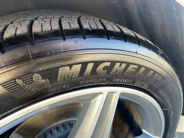 2018 Mercedes-Benz E 300 E 300