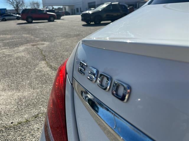 2018 Mercedes-Benz E 300 E 300