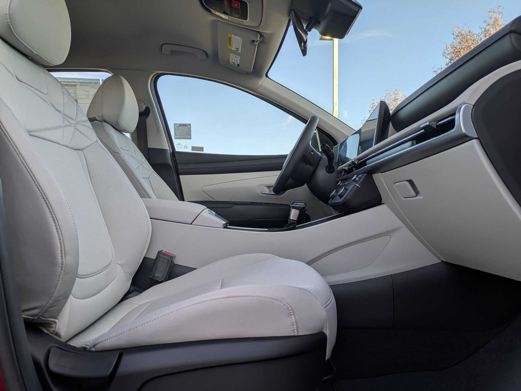 2026 Hyundai Tucson SE FWD