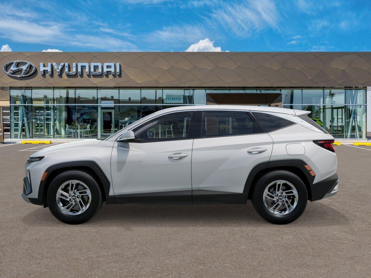2026 Hyundai Tucson SE FWD