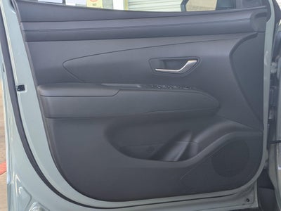 2025 Hyundai Santa Cruz SE FWD