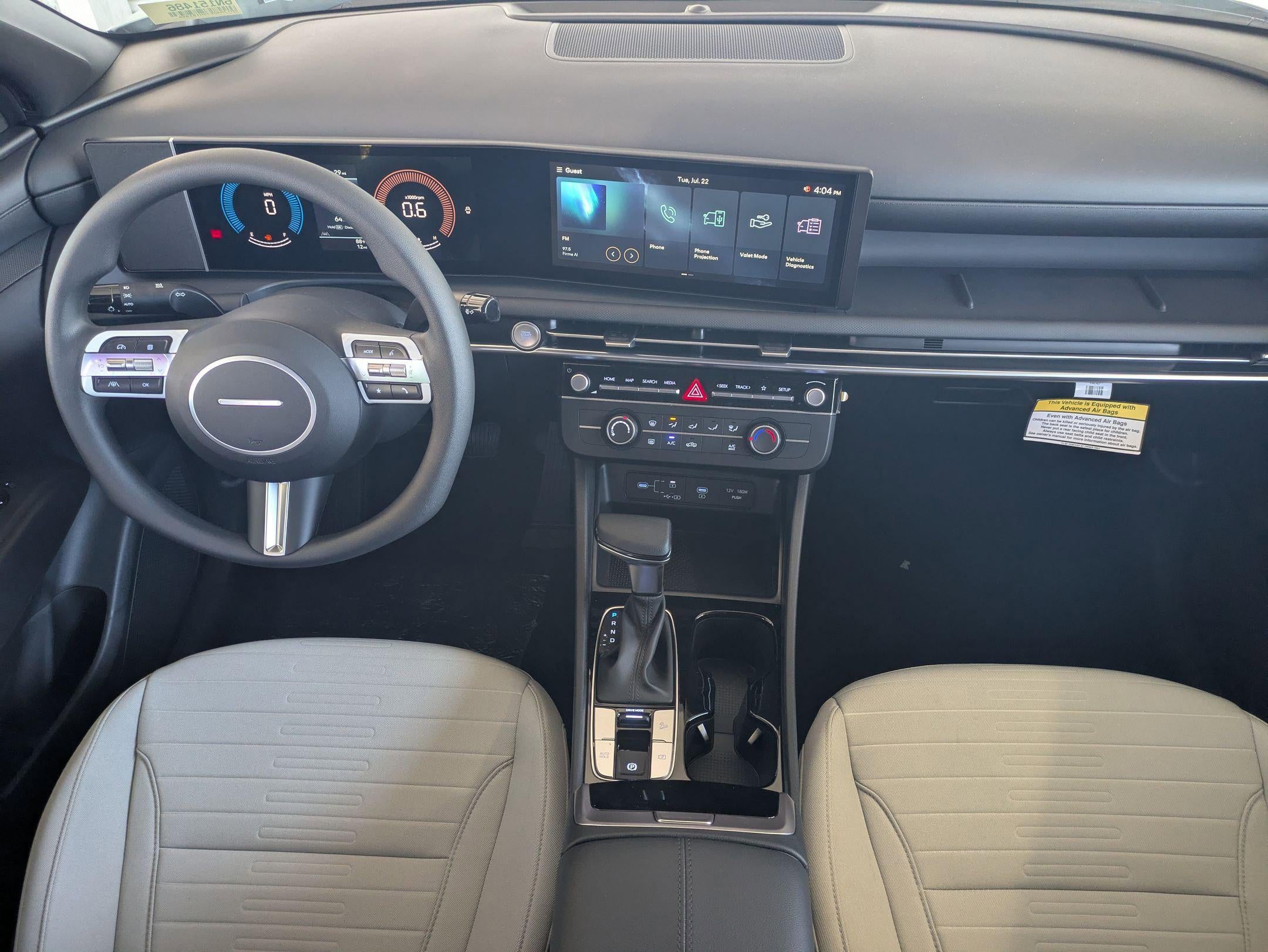 2025 Hyundai Santa Cruz SE FWD