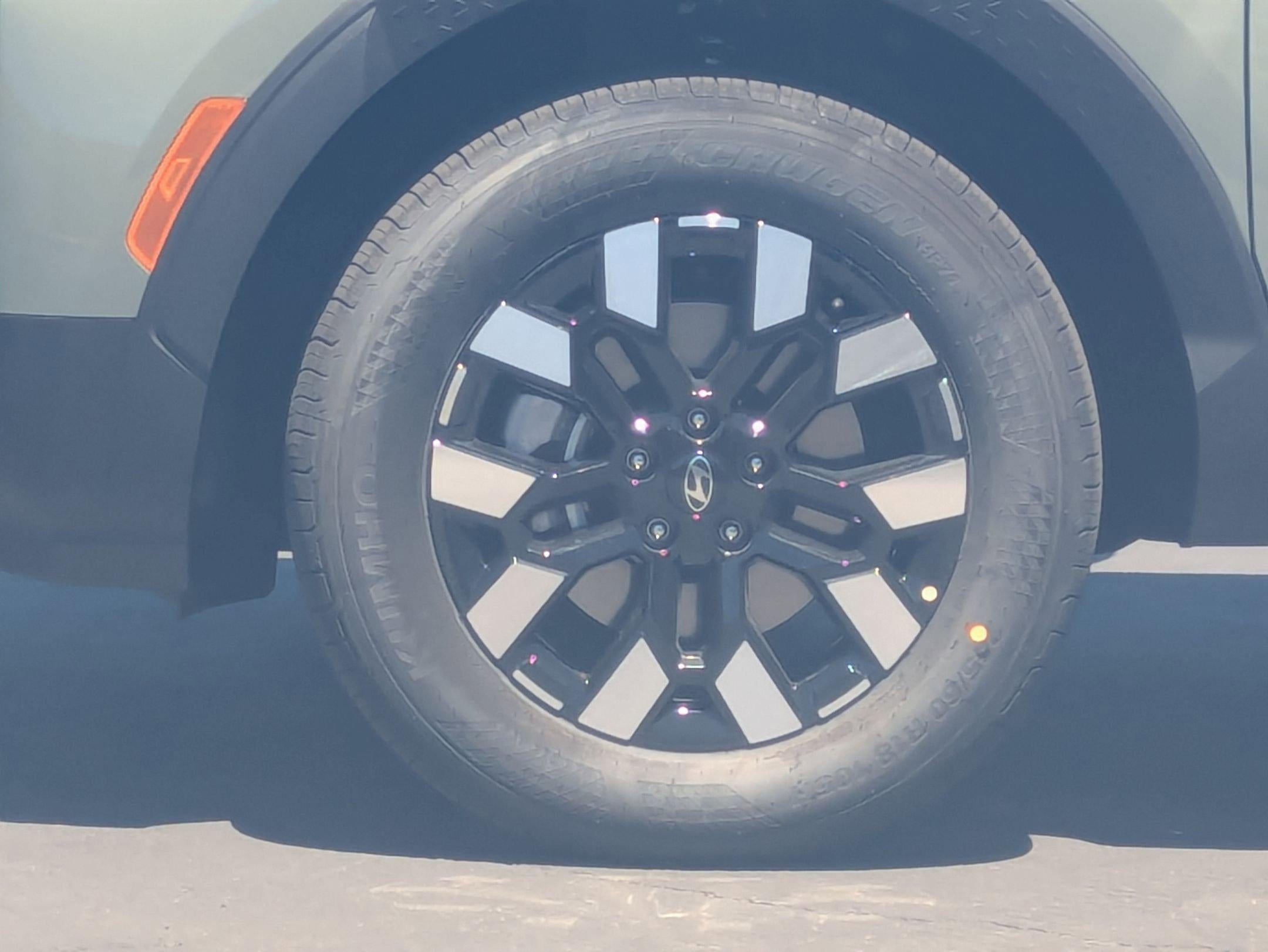 2025 Hyundai Santa Cruz SE FWD