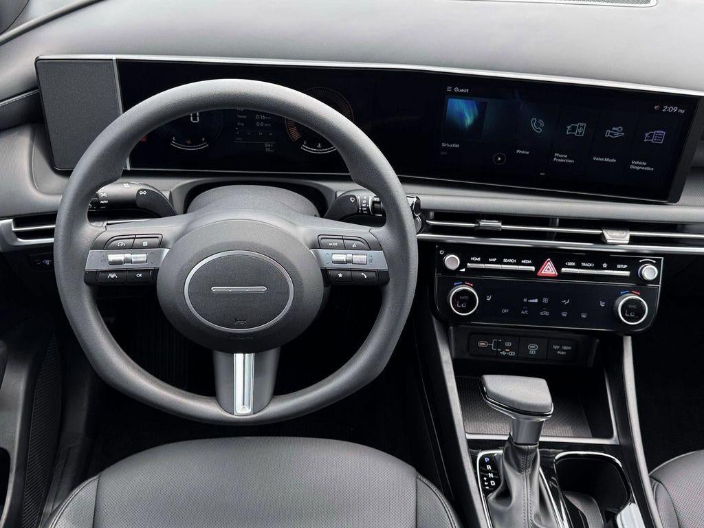 2026 Hyundai Santa Cruz SEL FWD