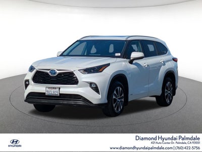 2022 Toyota Highlander Hybrid XLE