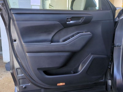 2024 Toyota Highlander XLE