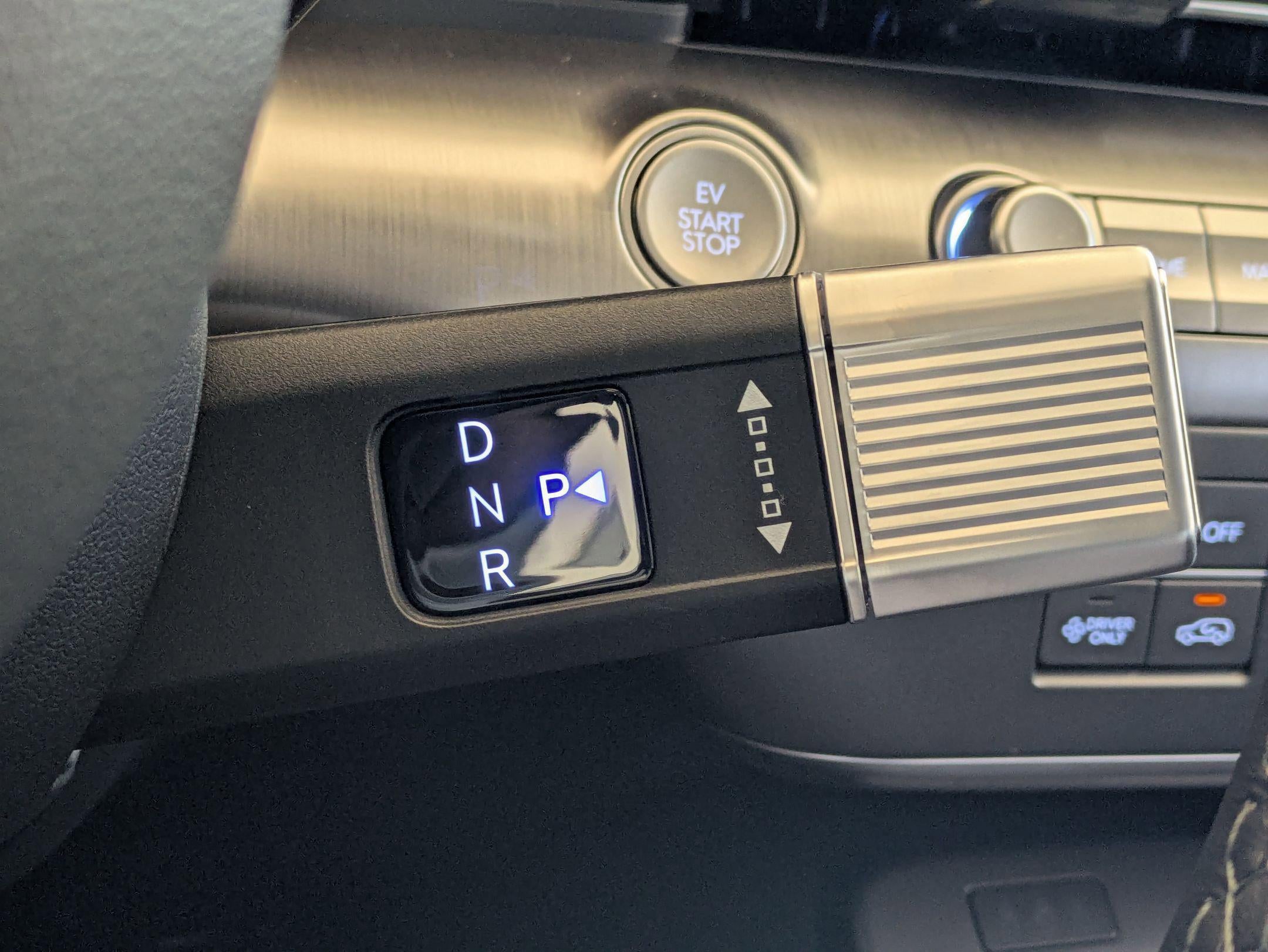 2025 Hyundai Kona Electric SEL