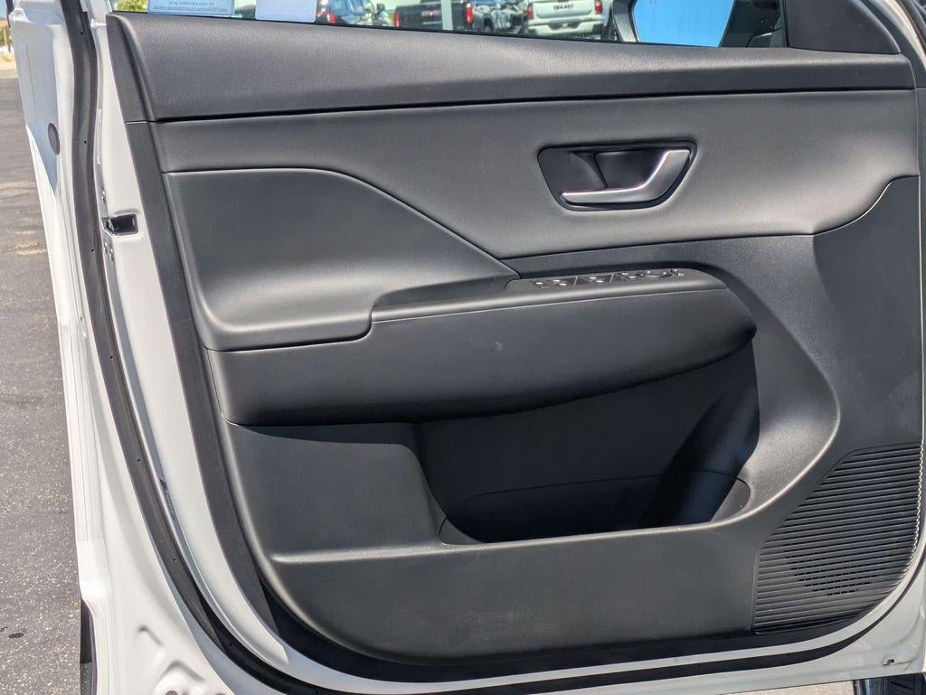 2026 Hyundai Kona SEL Premium FWD