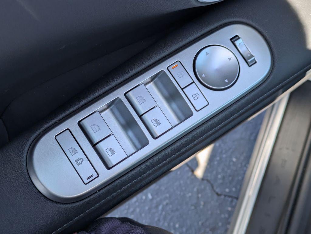 2026 Hyundai Palisade Hybrid Blue SEL 7P