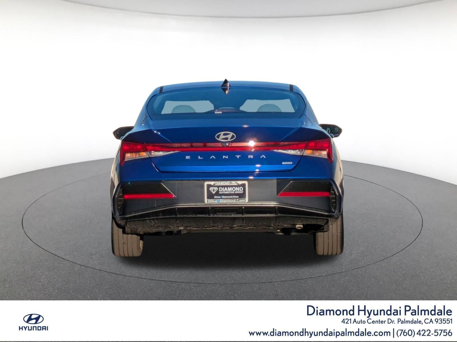 2025 Hyundai Elantra Hybrid Limited