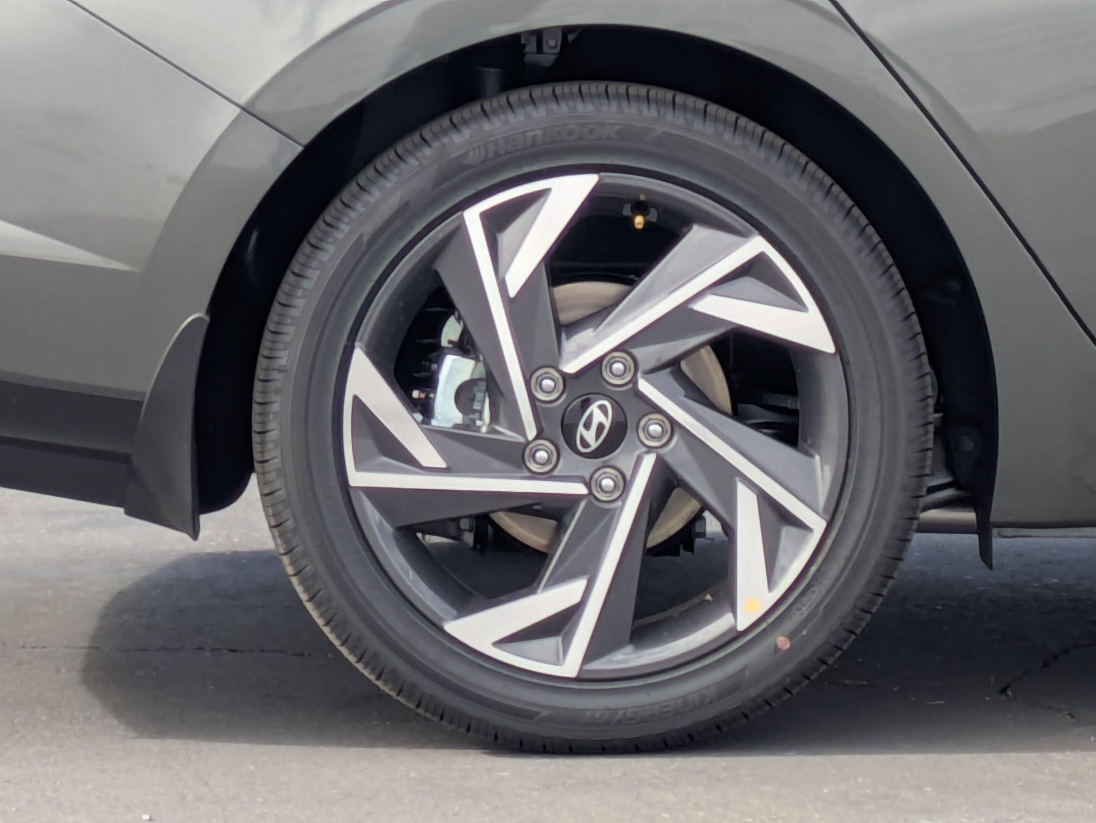 2026 Hyundai Elantra Hybrid Limited