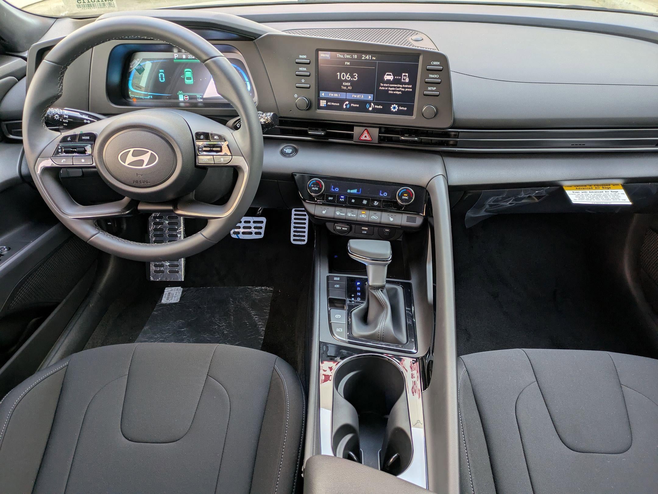 2026 Hyundai Elantra SEL Sport Premium