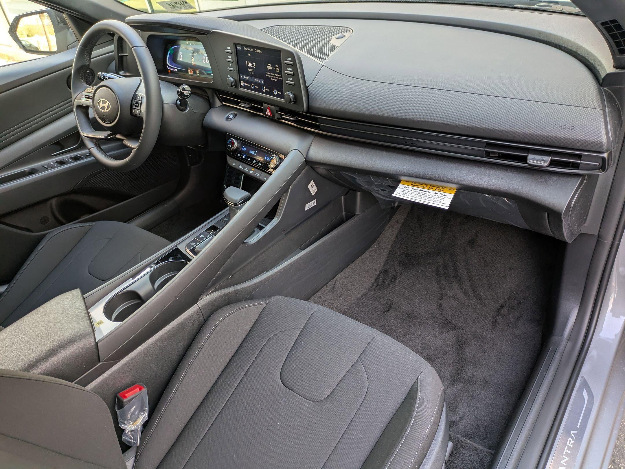 2026 Hyundai Elantra SEL Sport Premium