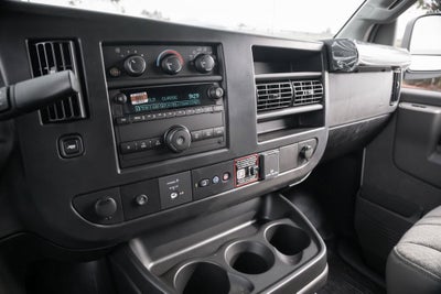2025 Chevrolet Express Cargo WT