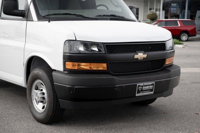 2025 Chevrolet Express Cargo WT