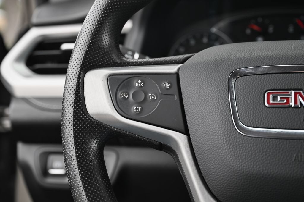 2022 GMC Acadia SLE