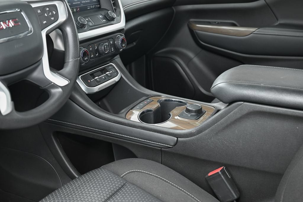 2022 GMC Acadia SLE