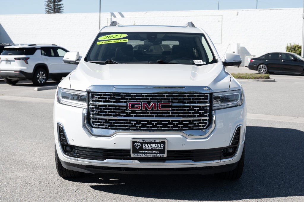 2023 GMC Acadia Denali
