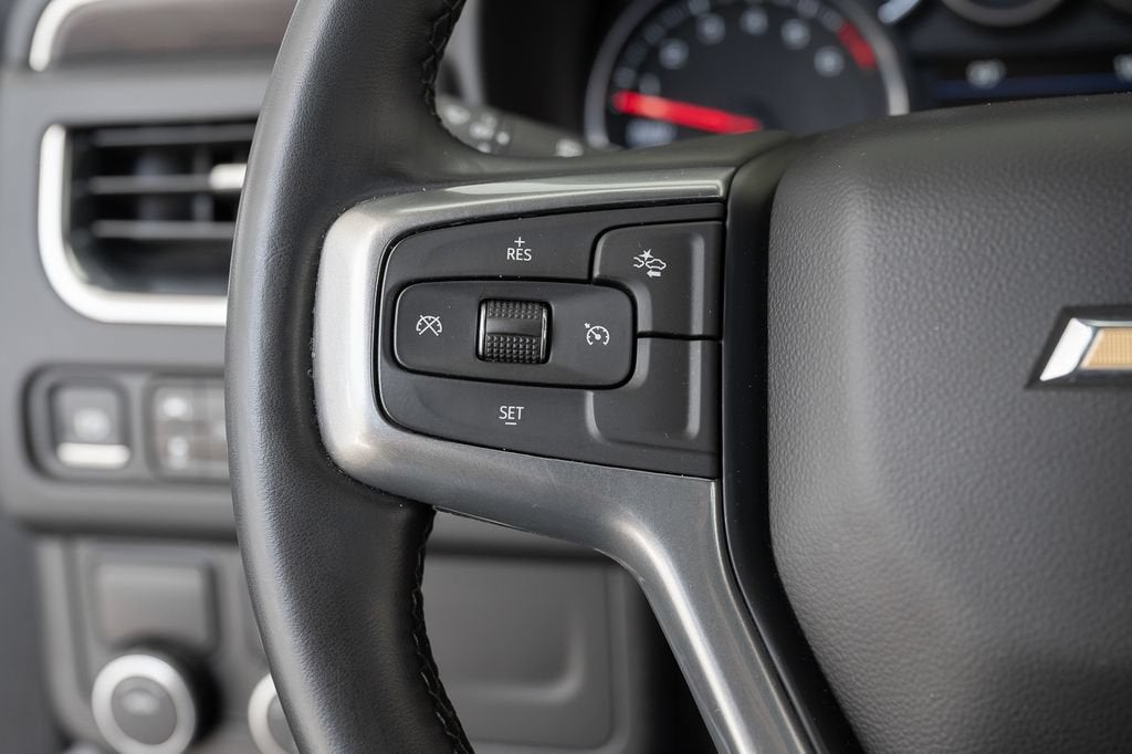 2024 Chevrolet Suburban LS