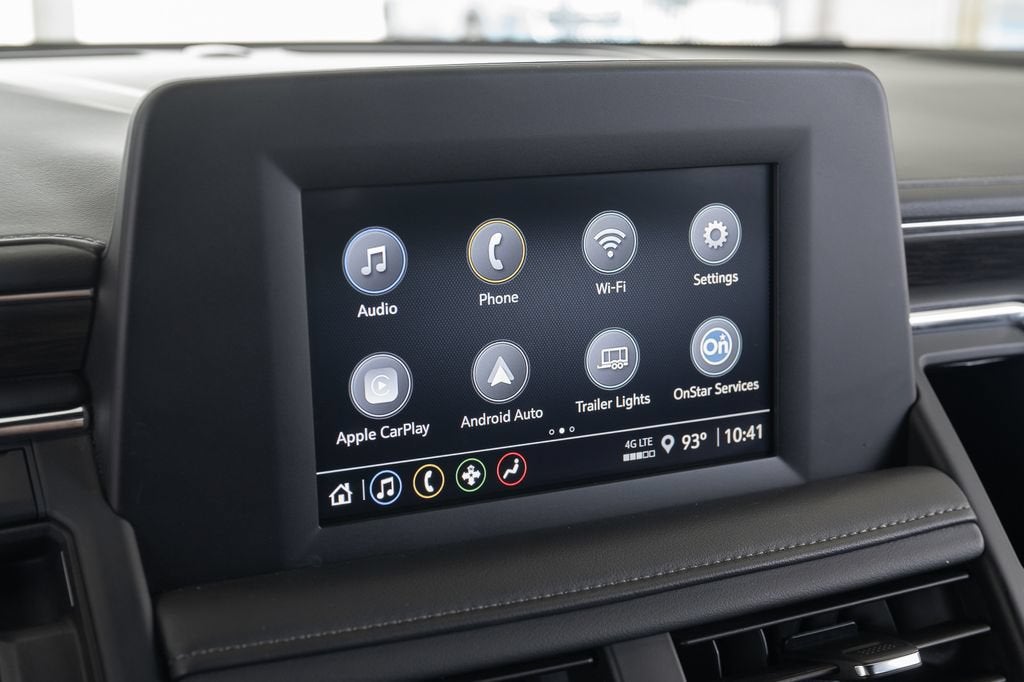 2024 Chevrolet Suburban LS