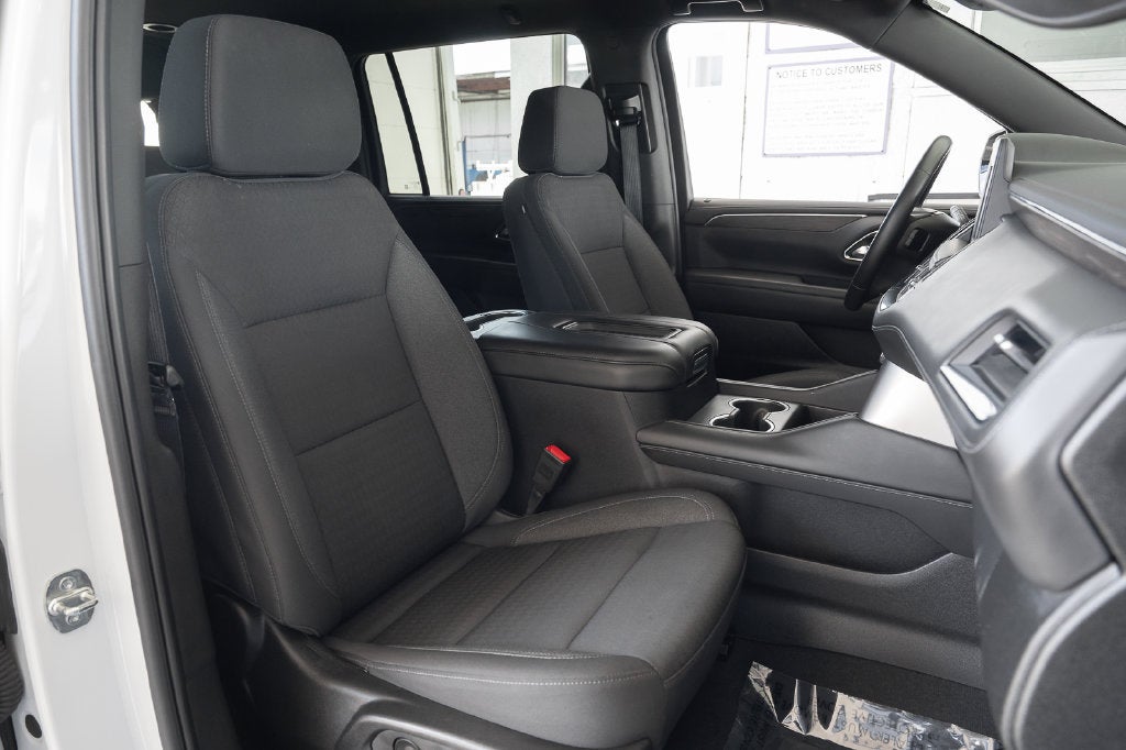 2024 Chevrolet Suburban LS
