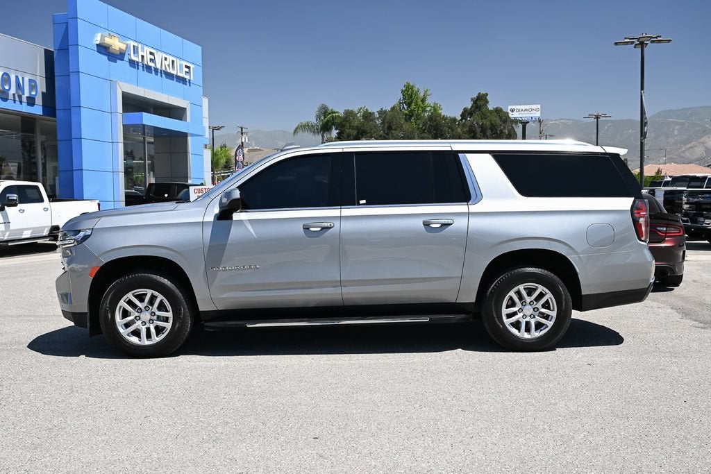 2024 Chevrolet Suburban LT