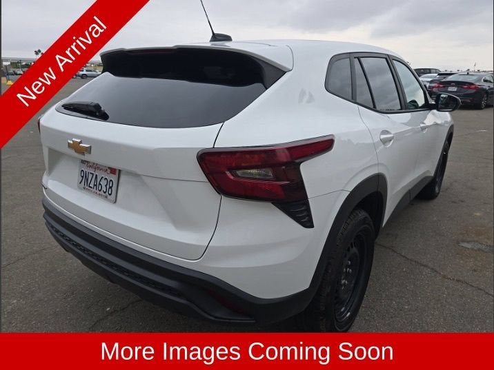 2024 Chevrolet Trax LS