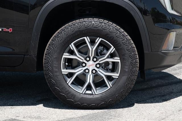 2025 GMC Acadia AT4