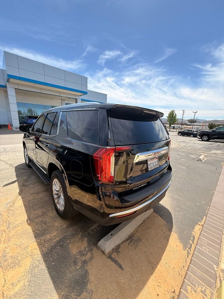 2023 GMC Yukon SLT