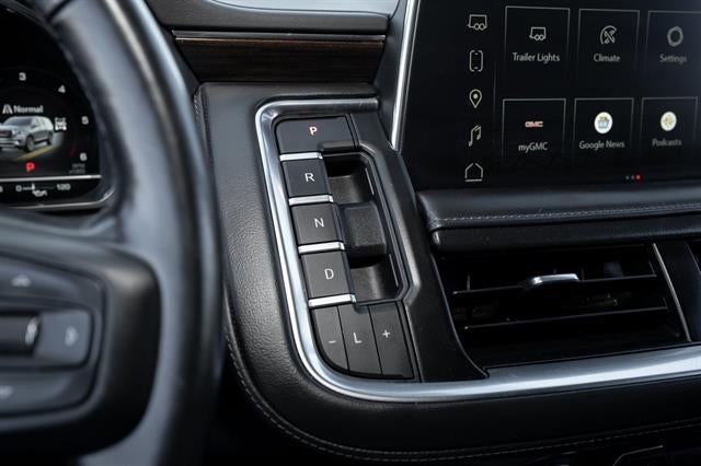 2022 GMC Yukon XL SLE