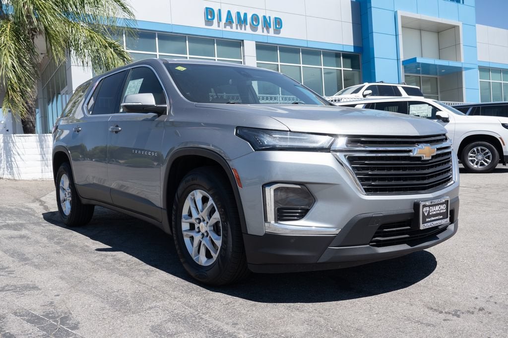 2023 Chevrolet Traverse LS