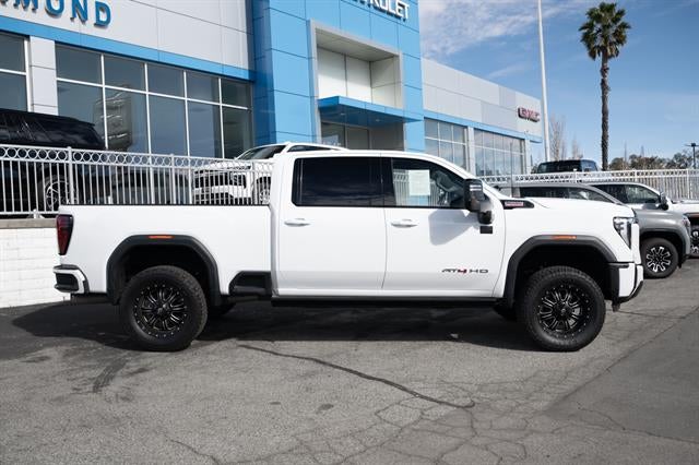 2024 GMC Sierra 2500 HD AT4
