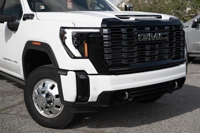 2025 GMC Sierra 3500 HD Denali Ultimate DRW