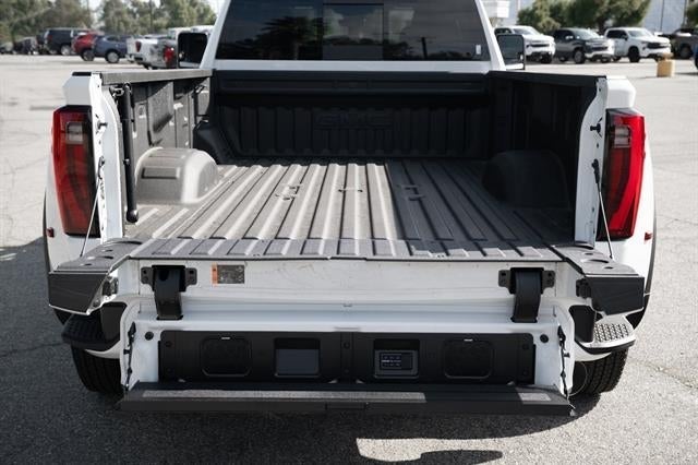 2025 GMC Sierra 3500 HD Denali Ultimate DRW